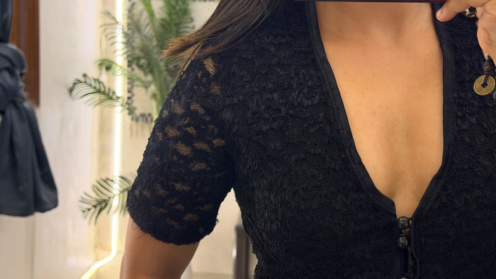 9 cute lace work 32-35 bust