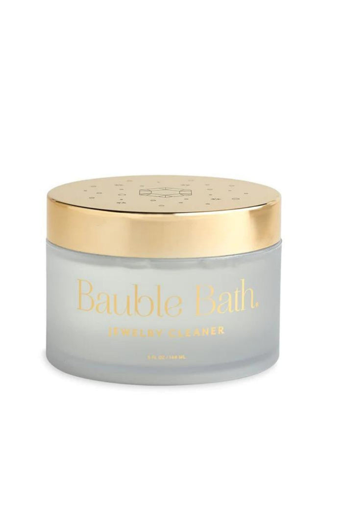 Give your jewelry a trip to the spa with this gentle jewelry cleaner. It's like self care for your sapphire! After a short soak, keep jewelry secure while rinsing with the included Bauble Bag. The only thing worse than dirty jewelry is losing it down the drain.