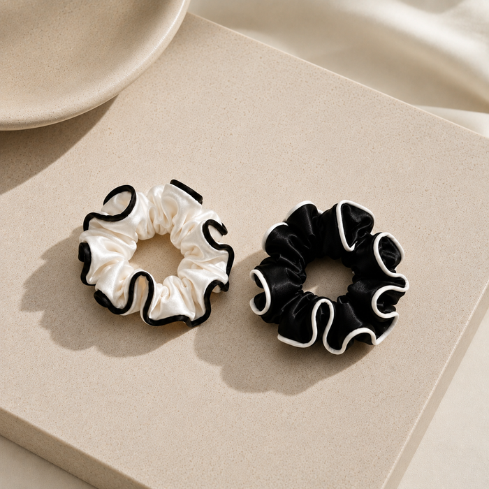 FORUDBESTILING: NAMISO - Eclipse - scrunchie - White