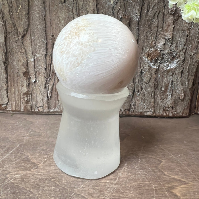 Scolecite Sphere