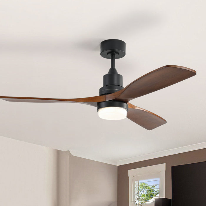 Ventilateur de plafond standard Shylo 5 pales de 132 cm (52 po) avec éclairage LED intégré, noir et marron