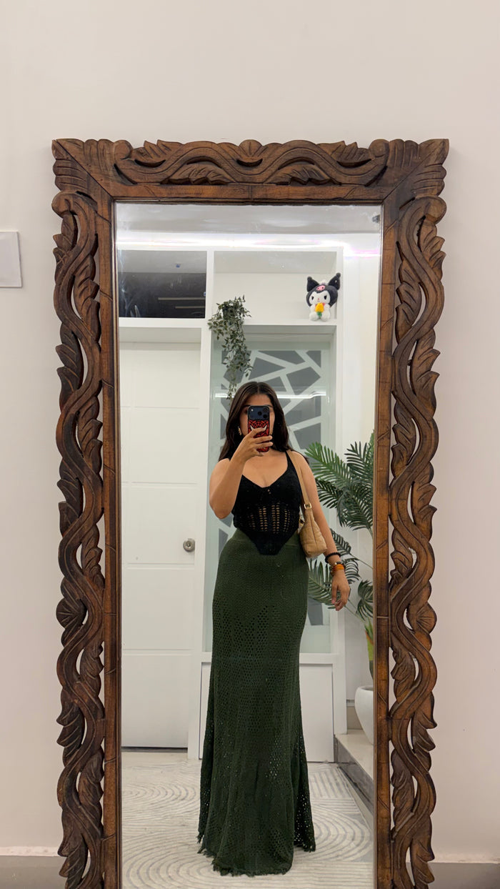 10 Crochet skirt 28-32 waist /l: 41