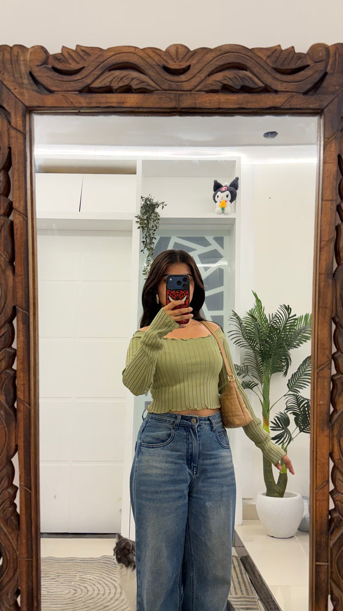 109 cute summer top 28-32 bust