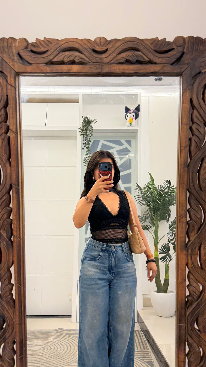 113 cute summer top 28-32 bust
