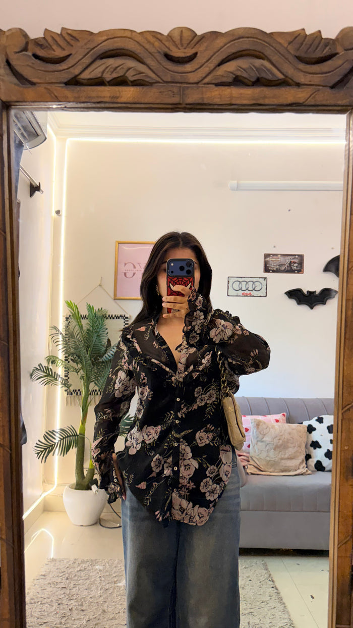 116 Vintage shirt 32-36 bust