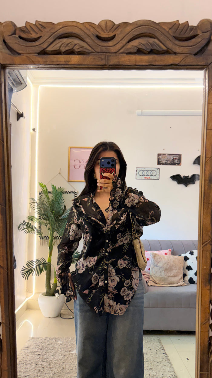 116 Vintage shirt 32-36 bust