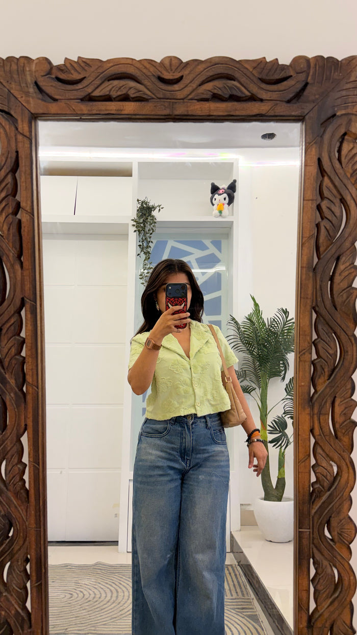 126 cute summer top 32-36 bust