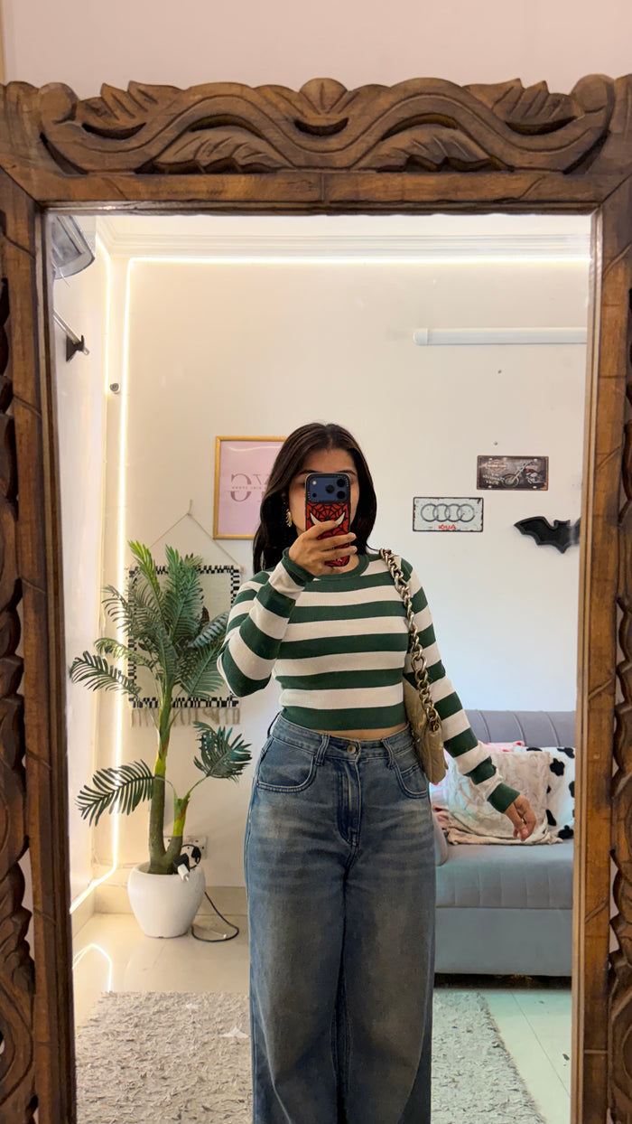 126 Vintage Top 28-32 bust