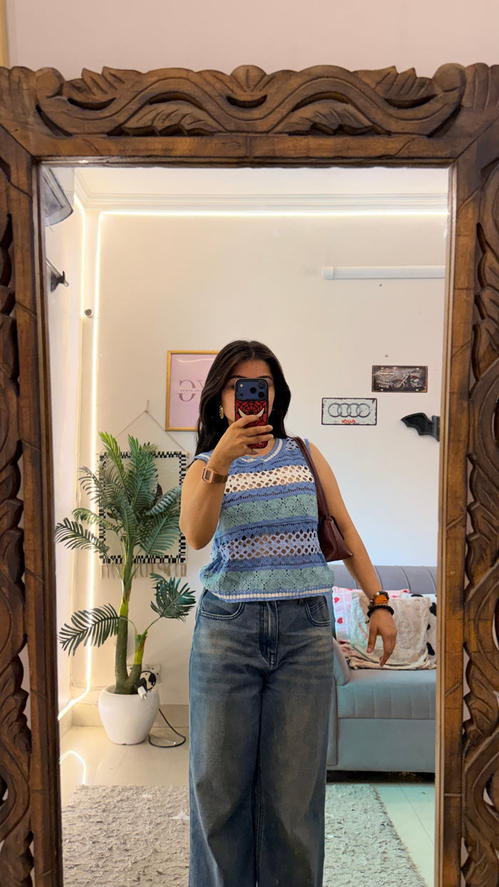 133 Cute Top 28-32 bust