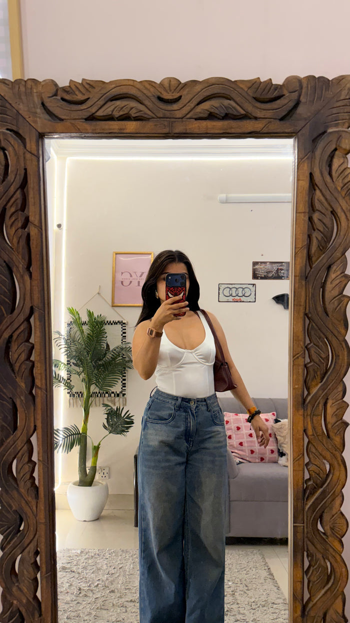 16 satin look bodysuit 28-30 bust