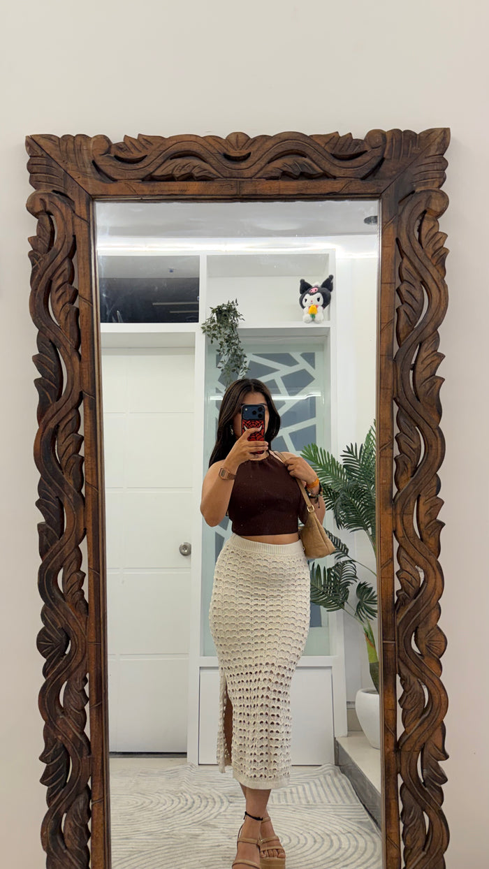 24 Classy Crochet skirt 28-32 waist/l: 37