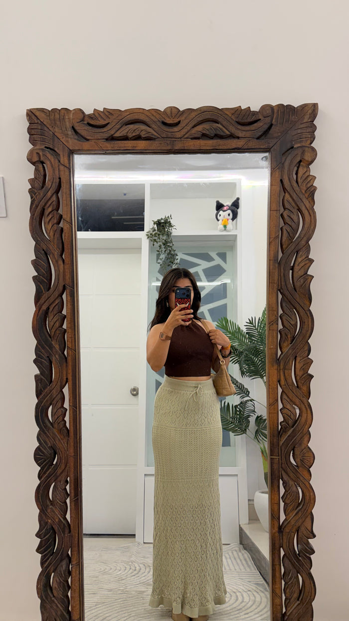 25 Classy Crochet Skirt 27-32 waist/l: 36