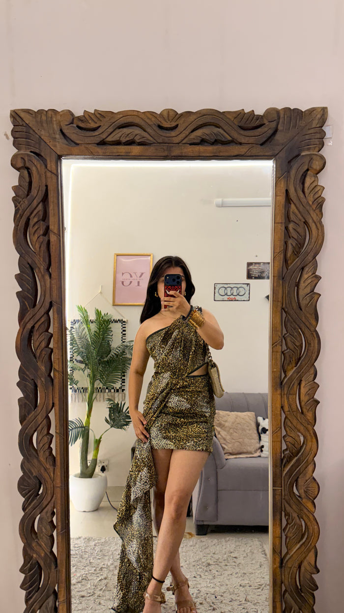 26 classy summer dress 28-30bust/32L