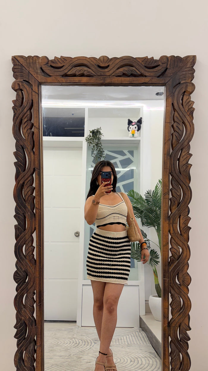 27 classy crochet skirt 28-31 waist/l: 16