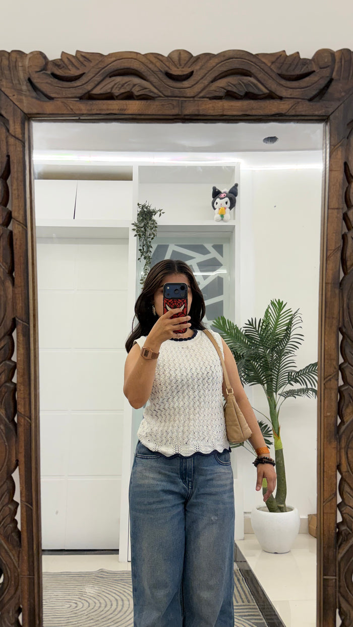 34 cute summer top 28-32 bust