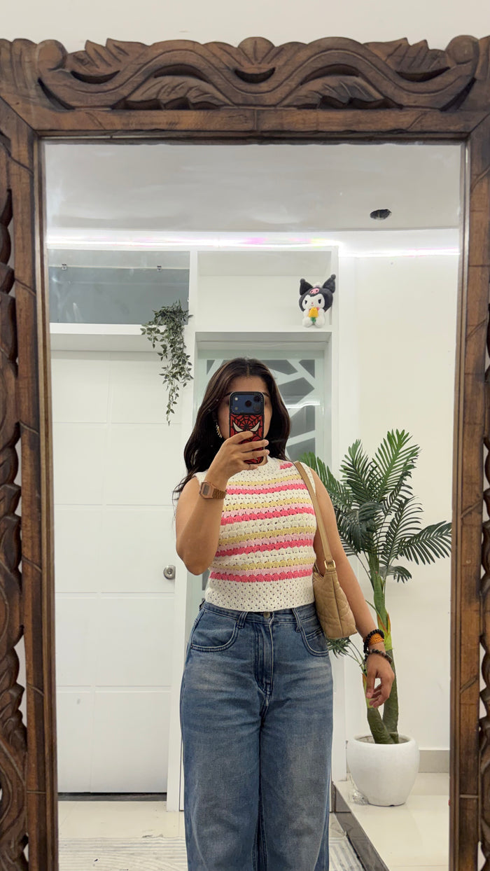 44 cute summer top 28-32 bust