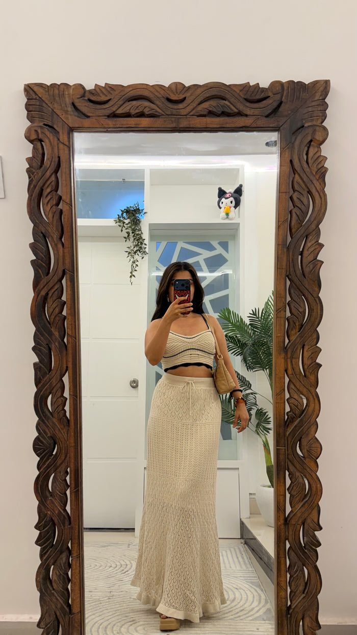 45 crochet skirt 26-32 waist/l: 37