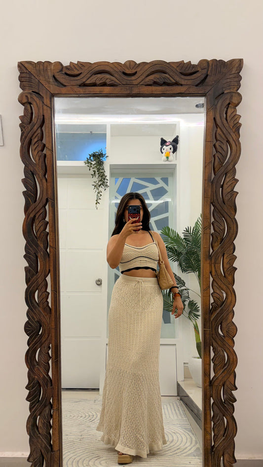 45 crochet skirt 26-32 waist/l: 37