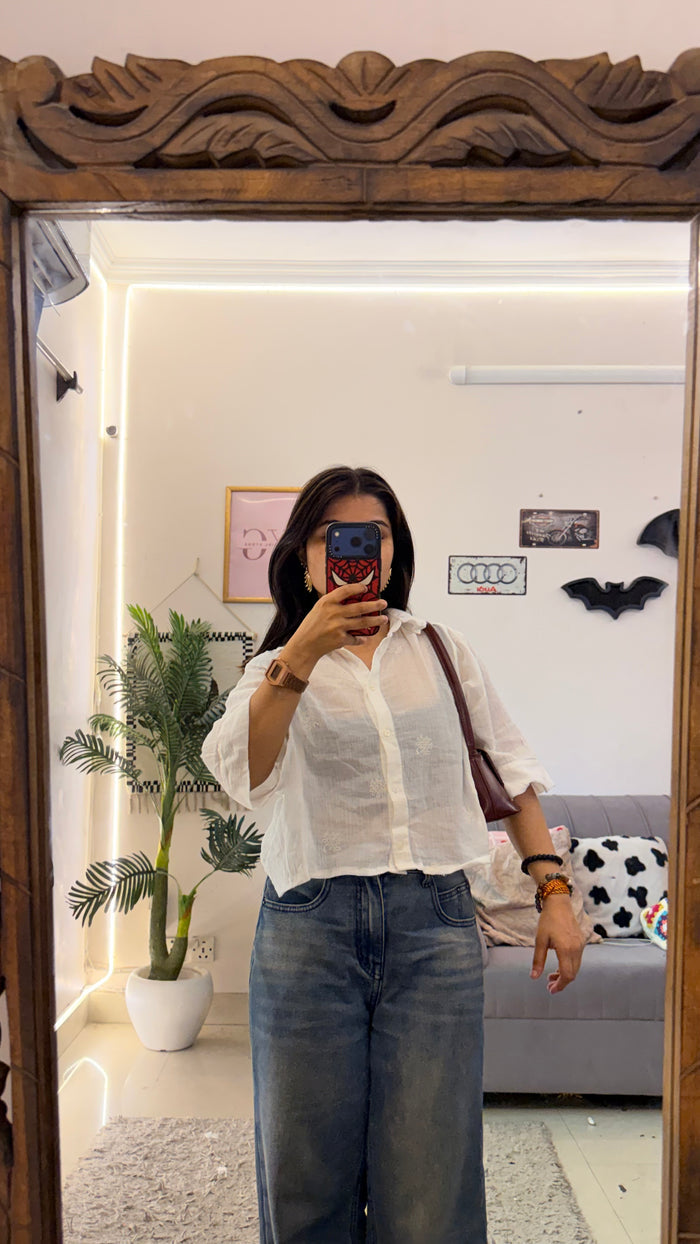 52 cotton crop shirt M