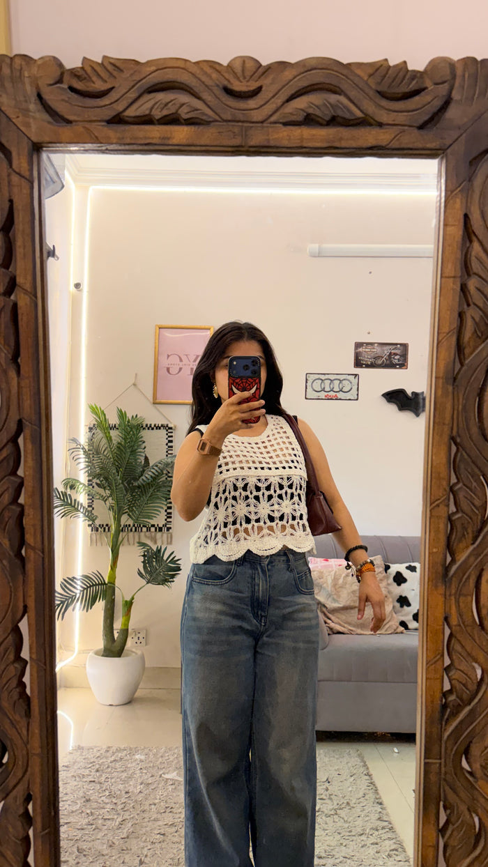 59’Pinterest Top 28-33 bust