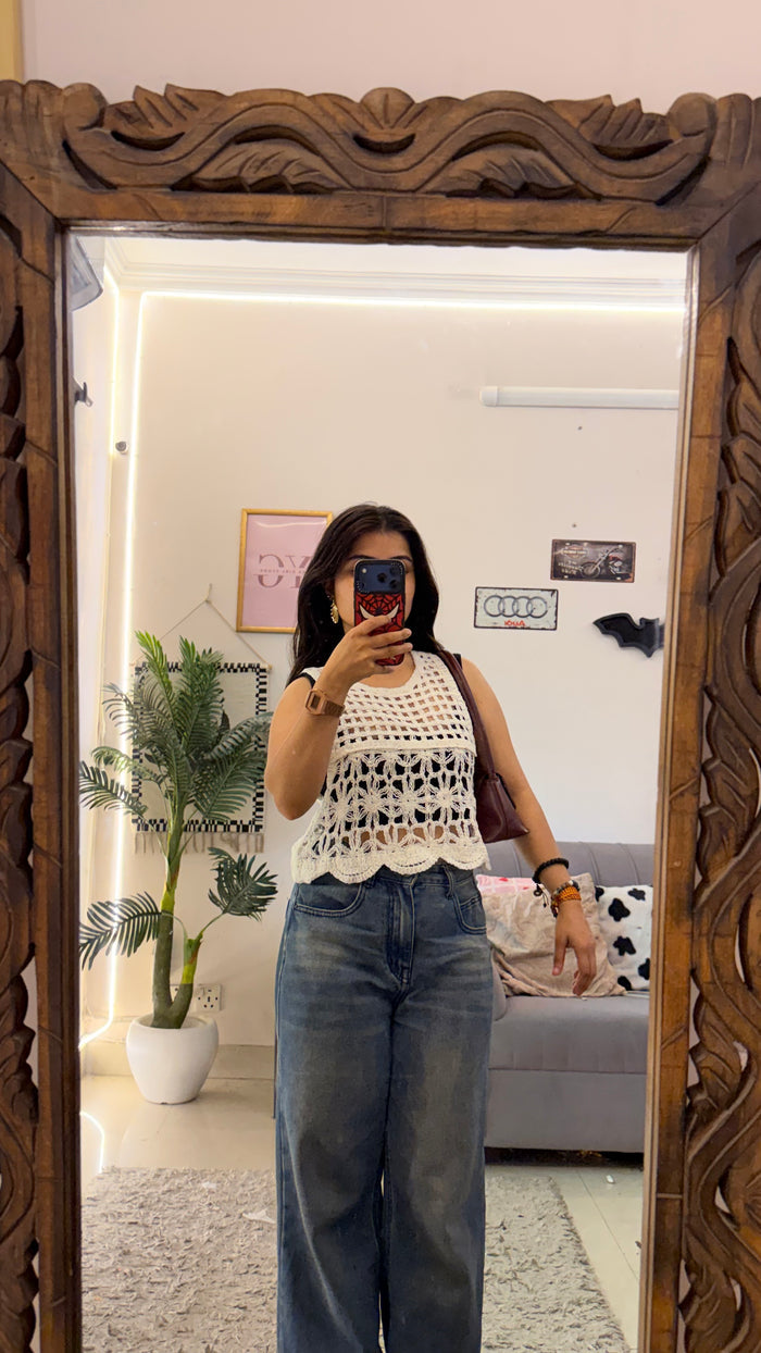 59’Pinterest Top 28-33 bust