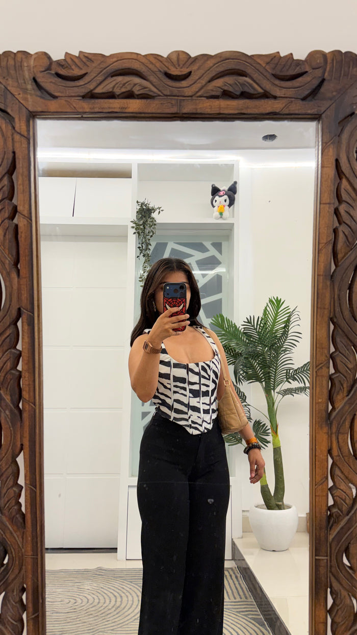 6 cute corset top 32-34 bust
