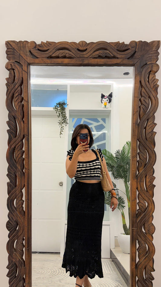 67 Summer Crochet Skirt 26-30 waist/l: 30