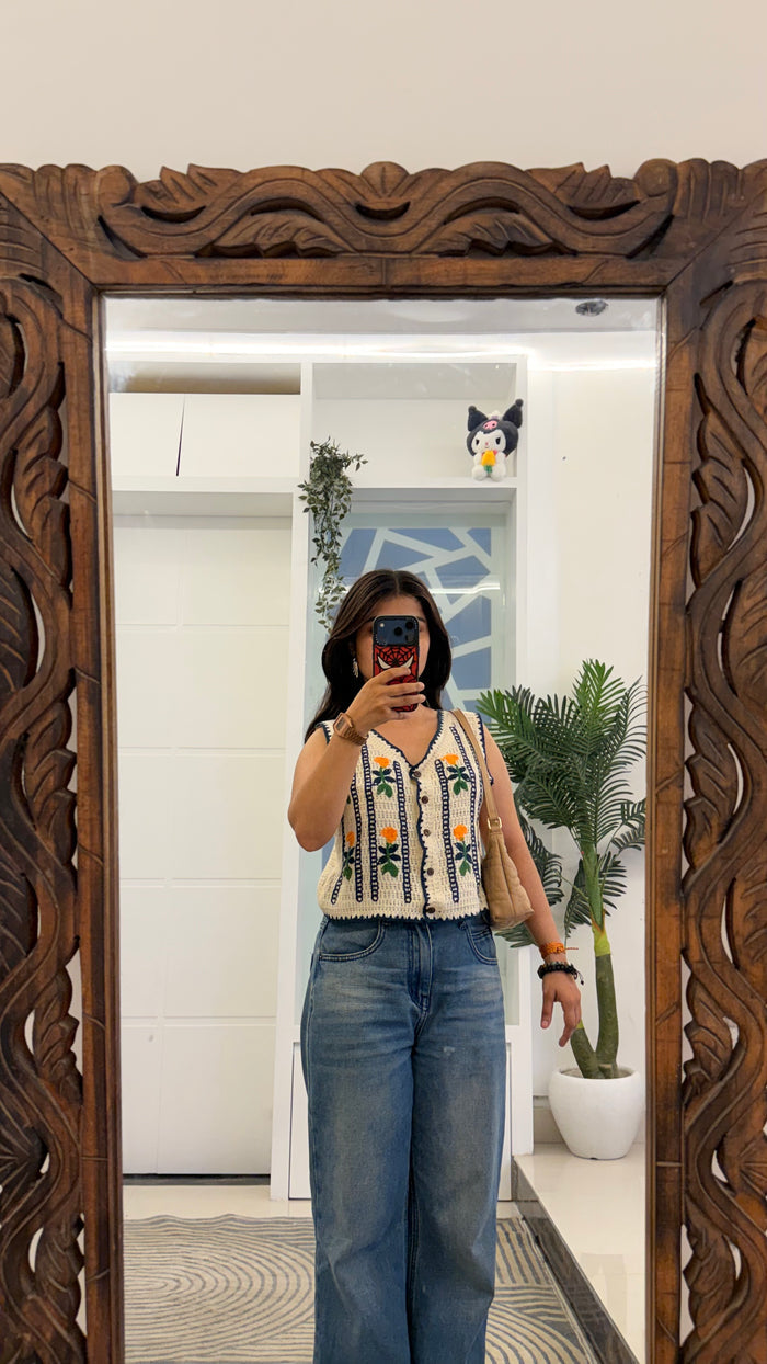 76 cute summer top 28-32 bust