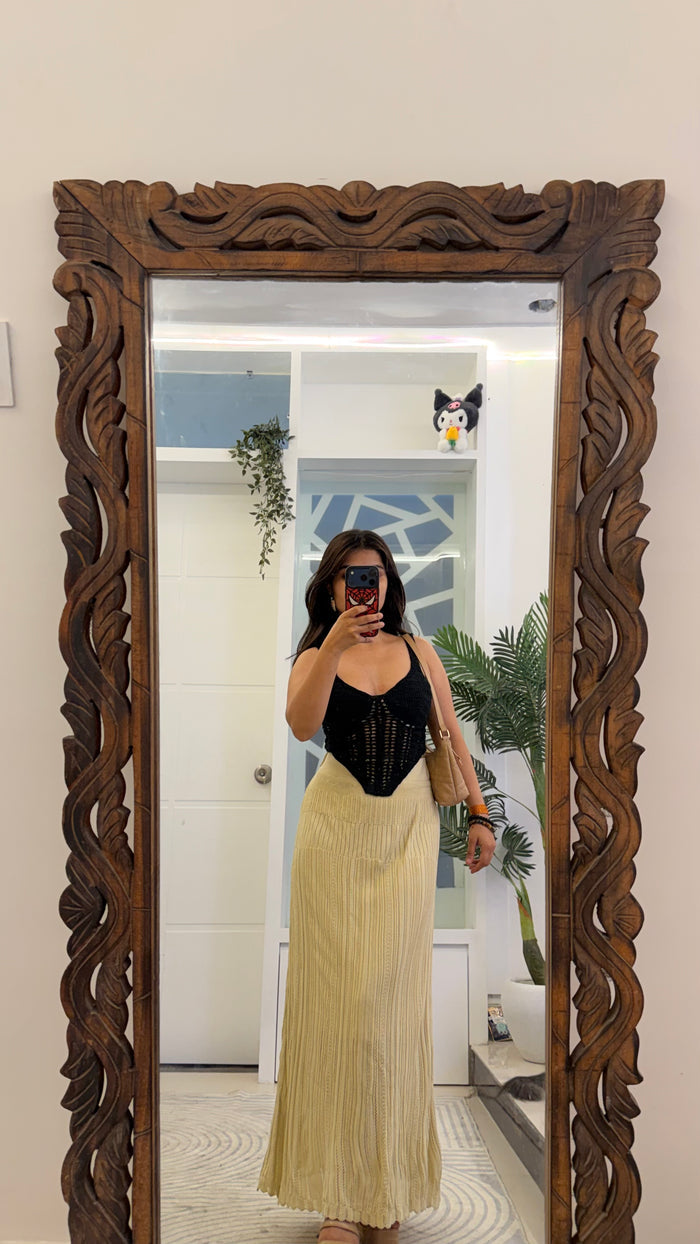 76 Summer Crochet skirt 32-36 waist/l: 36