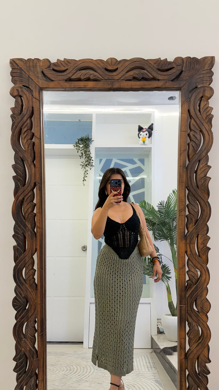 77 Summer Crochet Skirt 24-28 waist/l:33