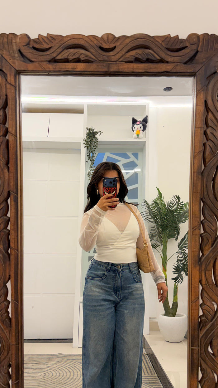 83 cute summer top 32-34 bust