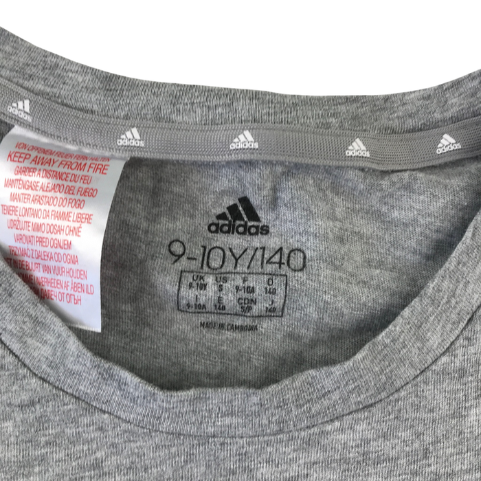 Preloved Adidas t-shirt for kids