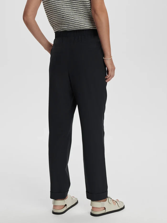 Alana Slim Tapered Bottom