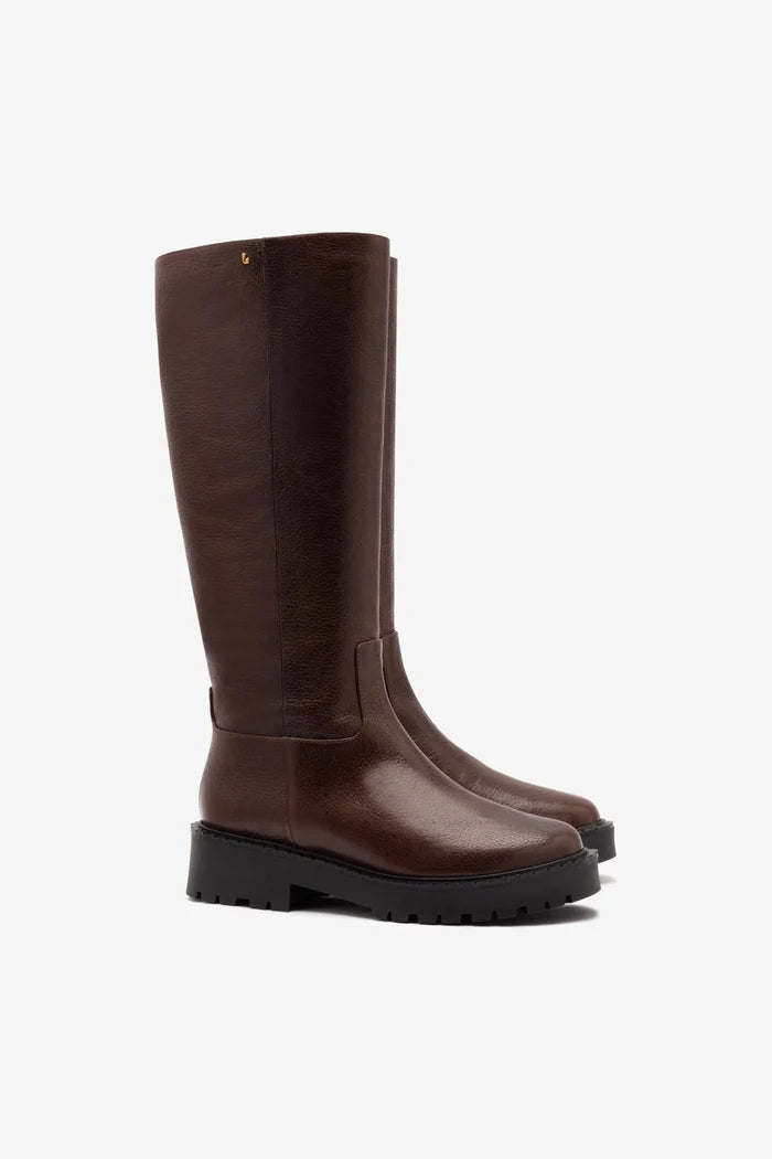Anne Lugsole Boot In Brown Leather Boot Larroudé