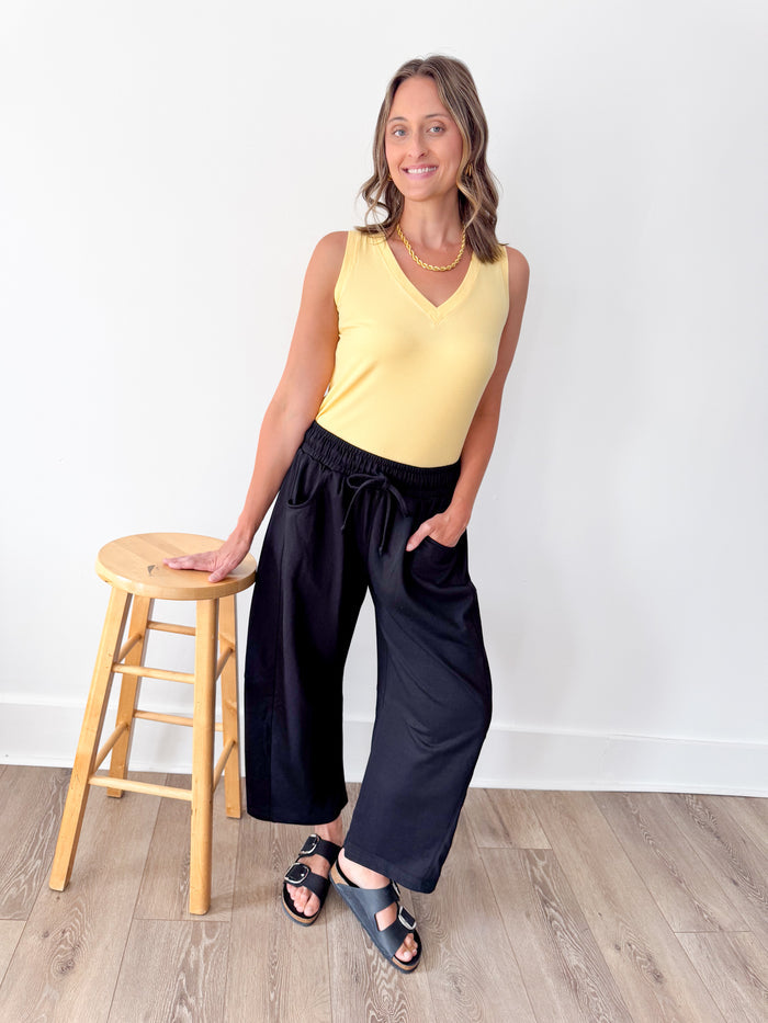 Yelete Basic Ribbed Relaxed V-Neck Tank – women's tank top