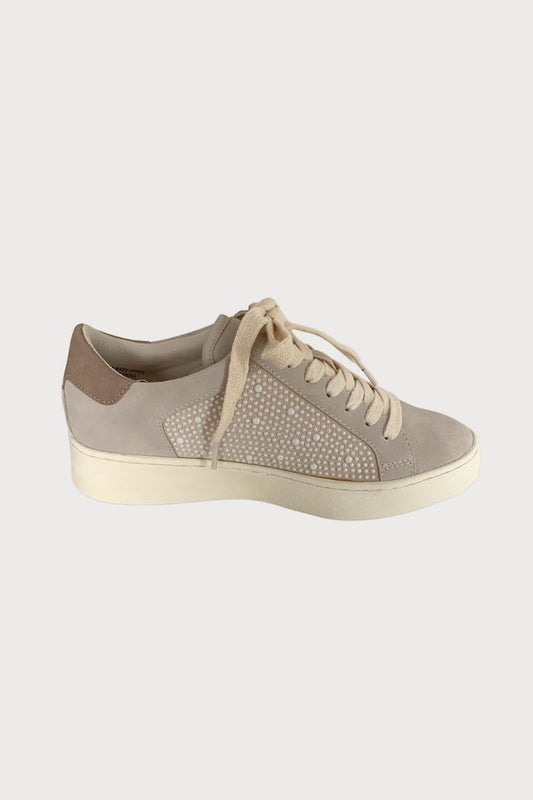 The Berne Pearlescent Paneled Sneakers are unique, but still have timeless elements. With neutral colors and a soft touch suede-like feel, this sneaker looks elevated without the fuss. Plus, the pearl details make this sneaker standout.