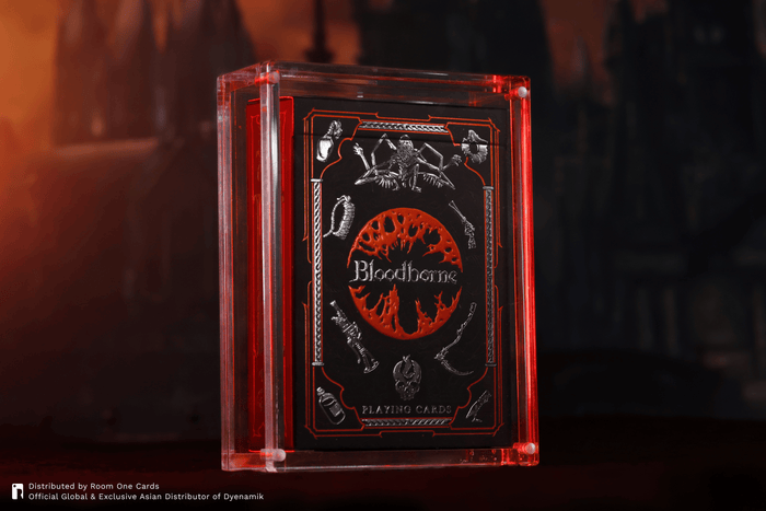 Collector's Edition Only / + Carat Case (Standard)