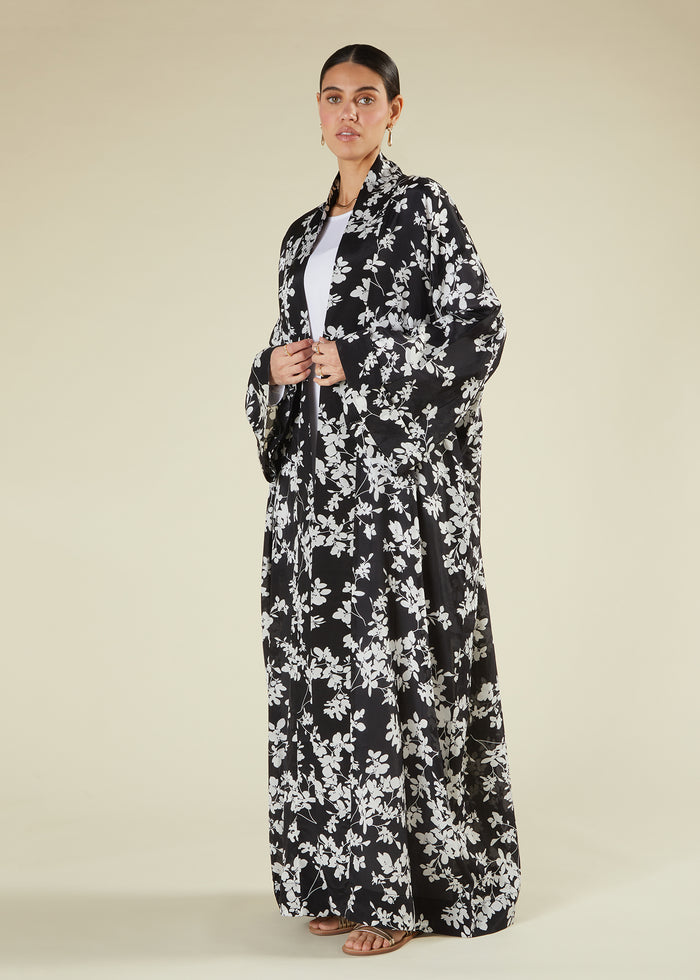 Calla Lilly Kimono