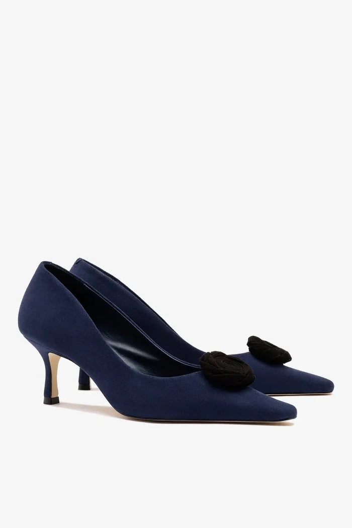 Carine Low Pump Indigo Leather Pump Larroudé