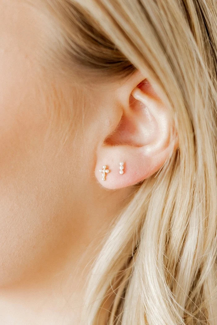 Clara Cross Pearl Screwback Earring