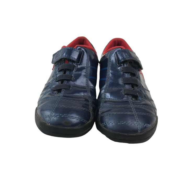 Clarks size 11.5f (jr)  blue astroturf football boots