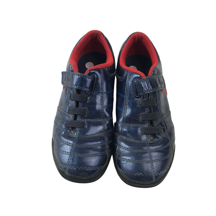Clarks size 11.5f (jr)  blue astroturf football boots