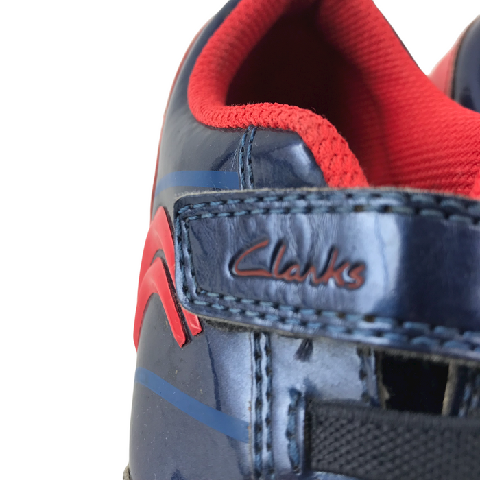 Clarks size 11.5f (jr)  blue astroturf football boots