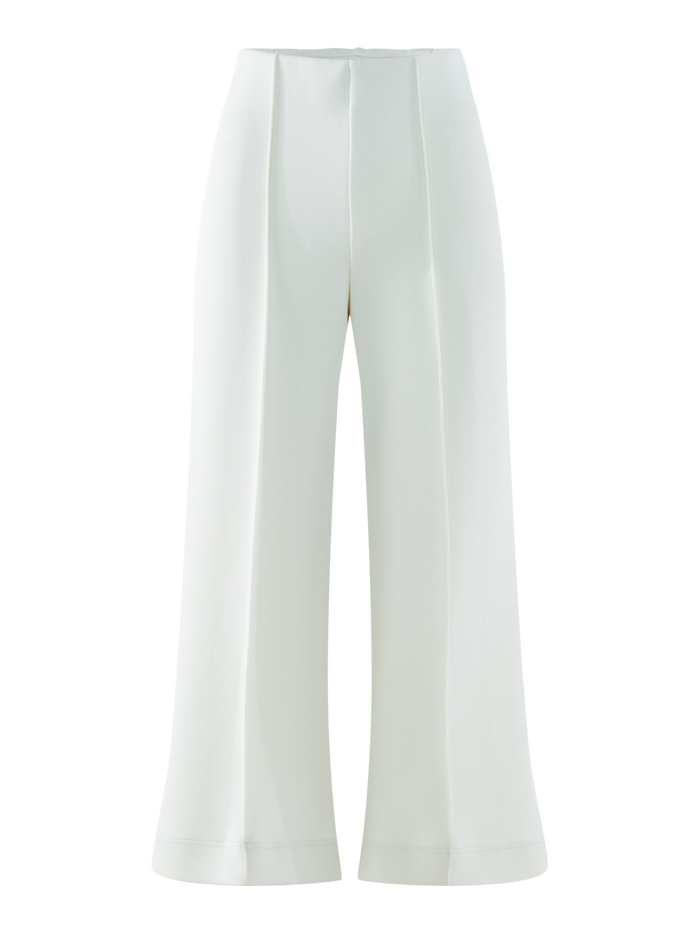 Cropped Piper