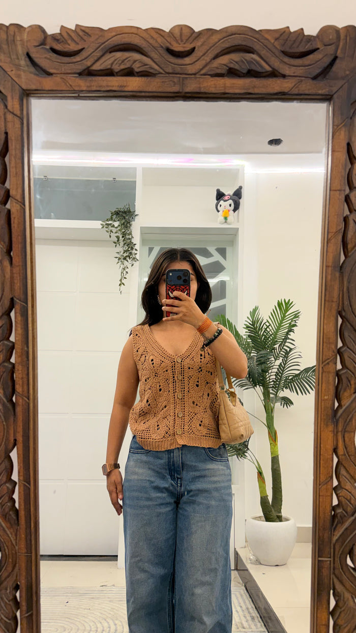 Cute top 28-32 bust