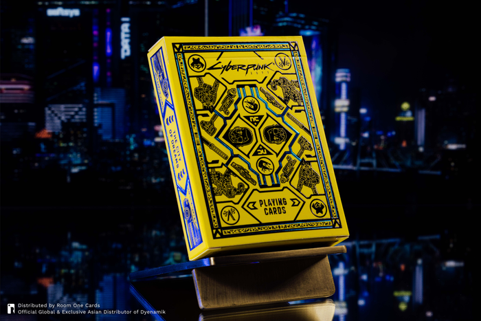 Collector's Edition Only / + Deck Stand