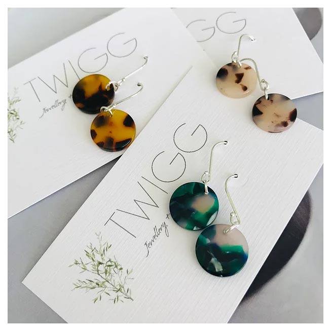 Twigg Dark Tortoiseshell Disc Earrings | Koop.co.nz