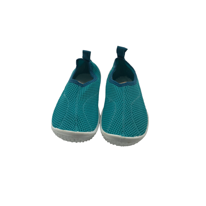 Decathlon size UK 11.5 (jr) blue aqua shoes