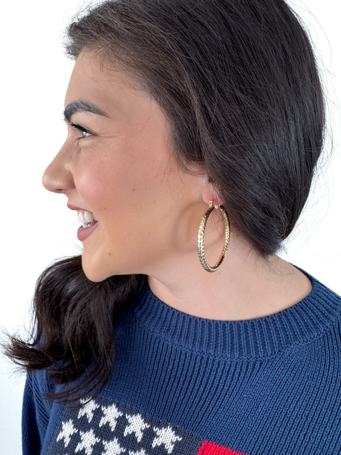 Detailed Chunky Gold Aluminum Hoop