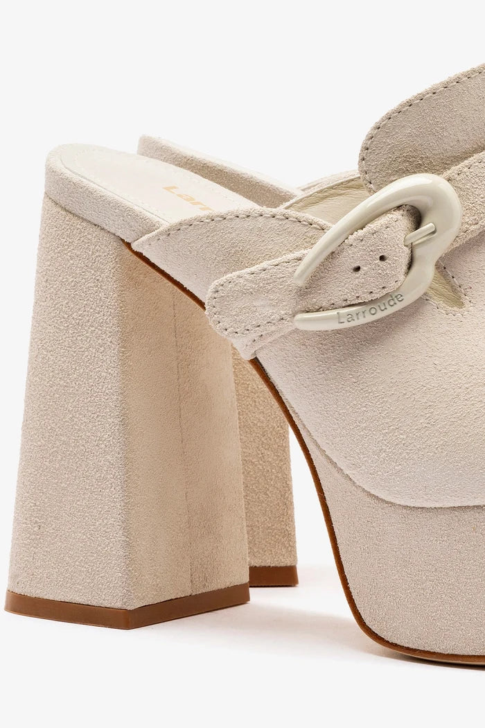 Dolly Verona Clog In Mushroom Grey Suede Mule Larroudé